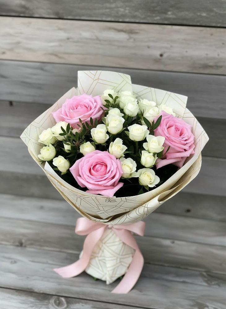 Букет цветов из: Розы в Усть-Цильме