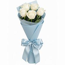 Букет 5 Белых роз Проуд в Усть-Цильме