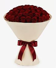 Букет 101 Бордовая роза Блэк Бакарра в Усть-Цильме