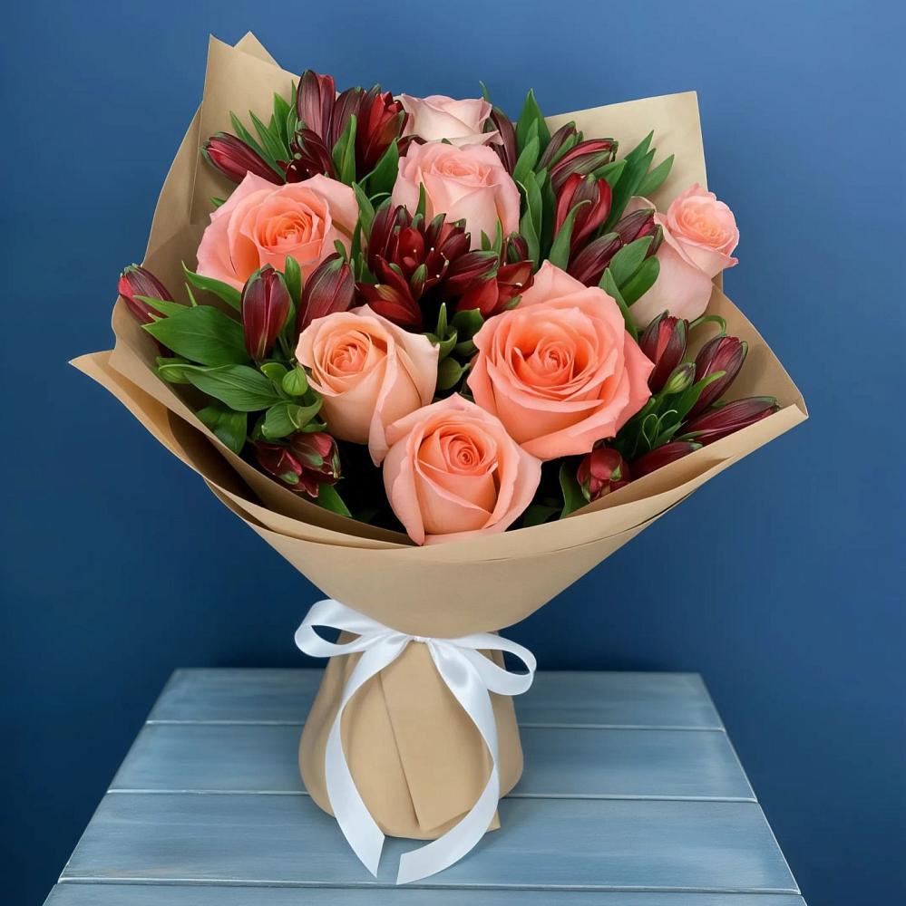 Букет цветов из: Розы и Альстромерии в Усть-Цильме