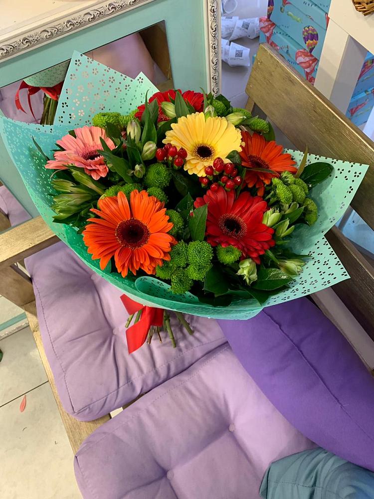 Букет цветов из: Герберы, Хризантемы и Альстромерии в Усть-Цильме