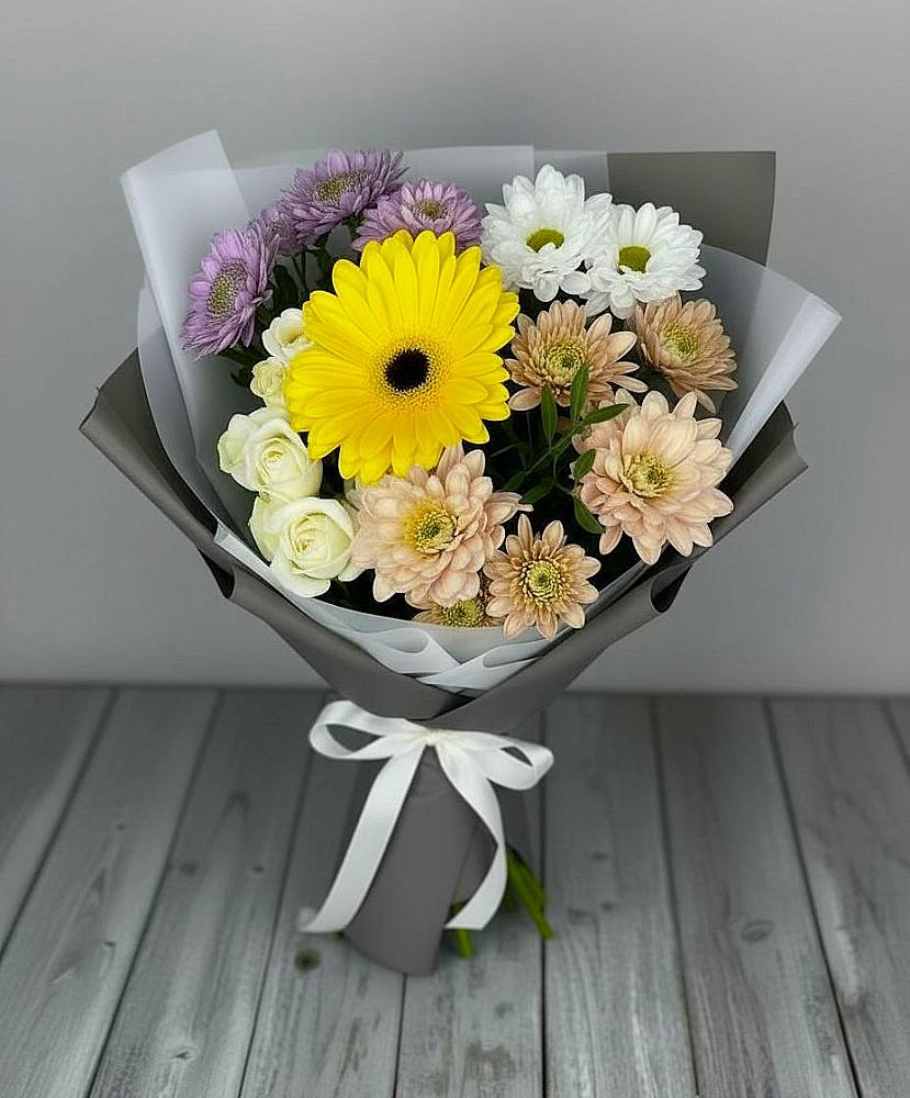 Букет цветов из: Розы, Герберы и Хризантемы в Усть-Цильме