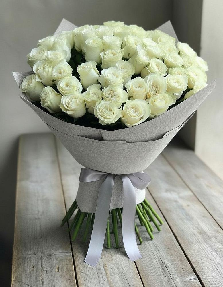 Букет 35 Белых роз в Усть-Цильме