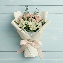 Букет цветов из:  Альстромерии в Усть-Цильме