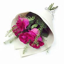 Букет цветов из:  Розы в Усть-Цильме