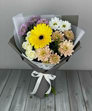 Букет цветов из:  Розы, Герберы и Хризантемы в Усть-Цильме