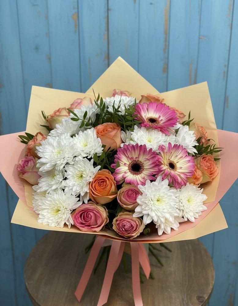 Букет цветов из: Розы, Герберы и Хризантемы в Усть-Цильме