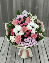 Букет цветов из:  Альстромерии, Гвоздики, Розы и Хризантемы в Усть-Цильме