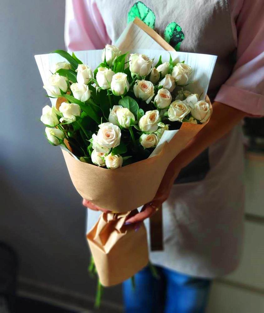 Букет цветов из: Розы в Усть-Цильме