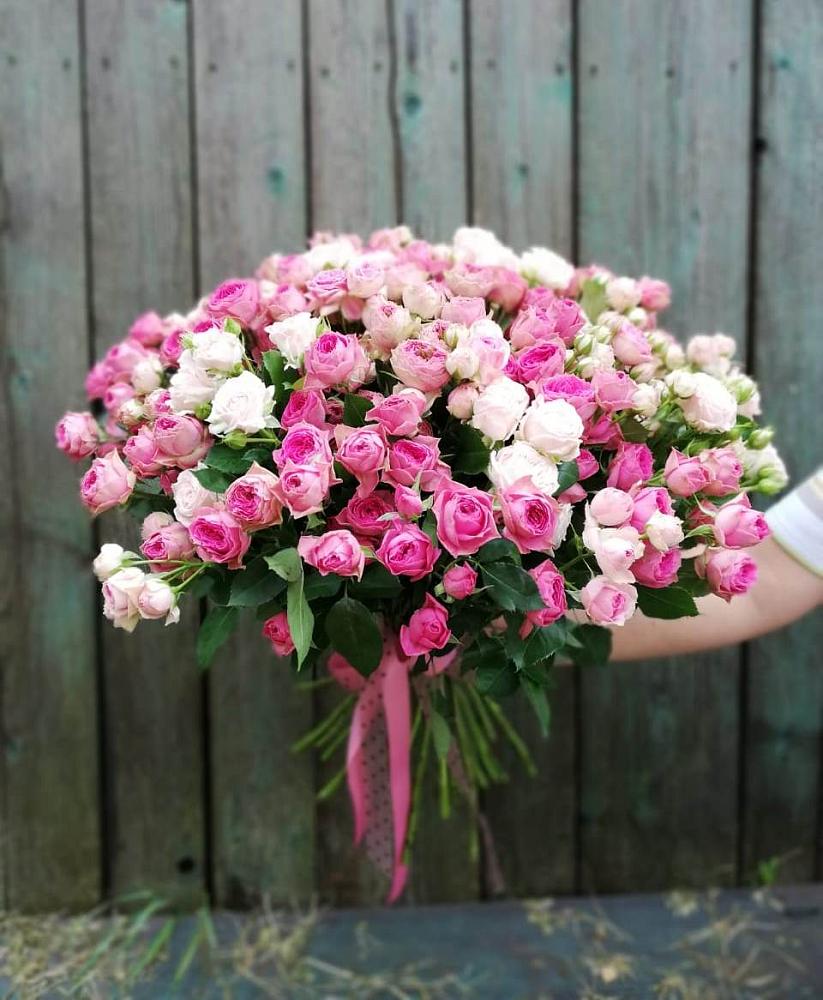 Букет Розовые кустовые розы Натали и Лав Лидия в Усть-Цильме