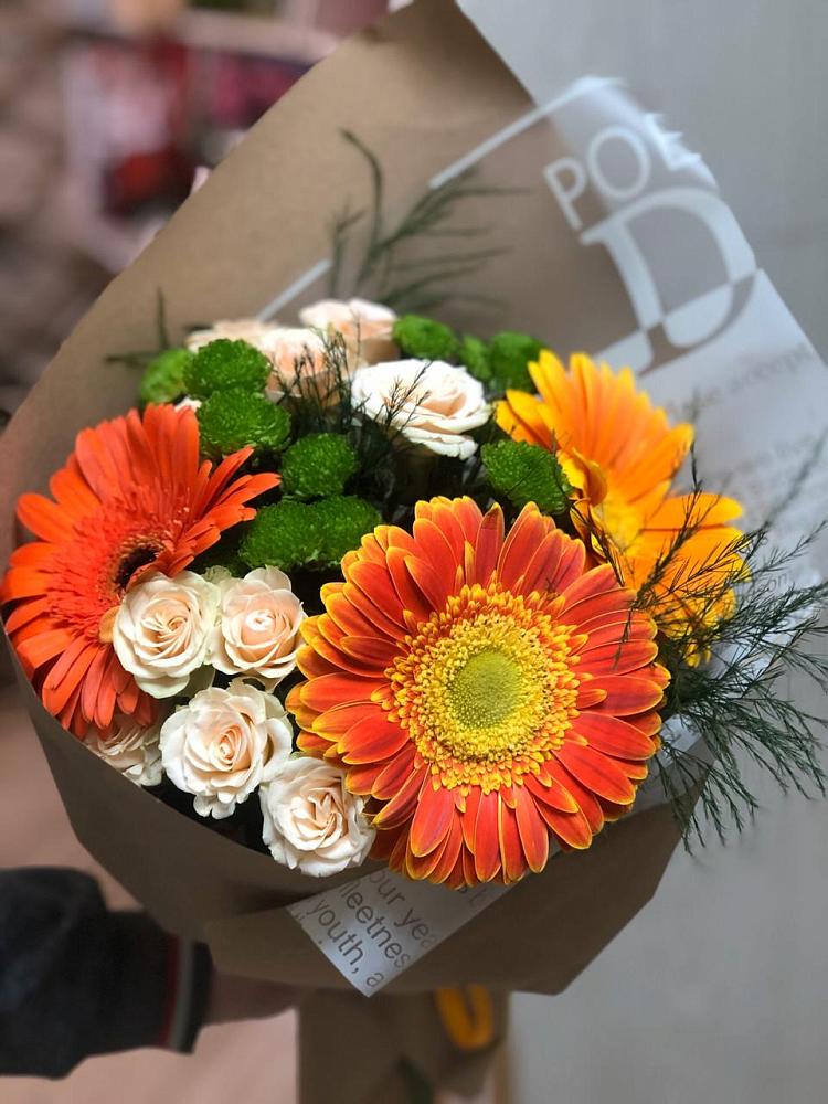 Букет цветов из: Герберы, Хризантемы и Розы в Усть-Цильме