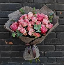 Букет цветов из:  Розы в Усть-Цильме